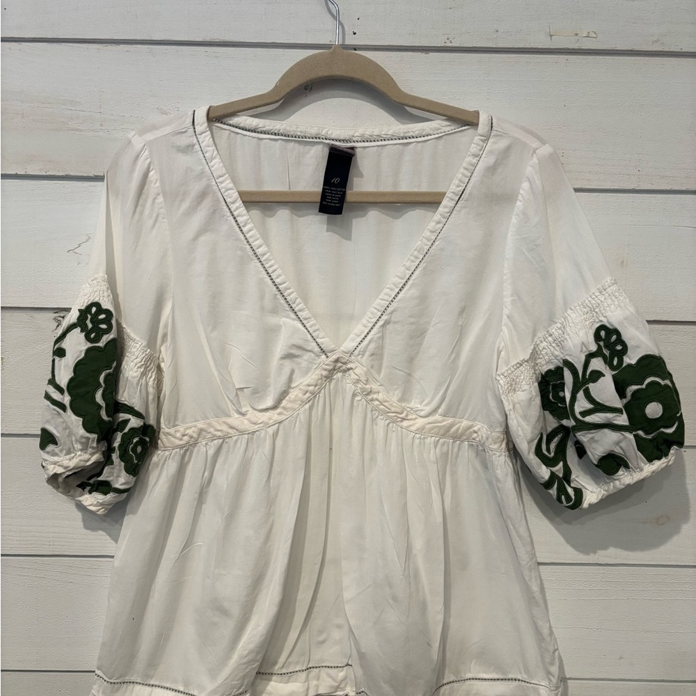 Anthropology Lithe White and Green 3/4 Sleeve Tie Front Blouse - Picture 3 of 13